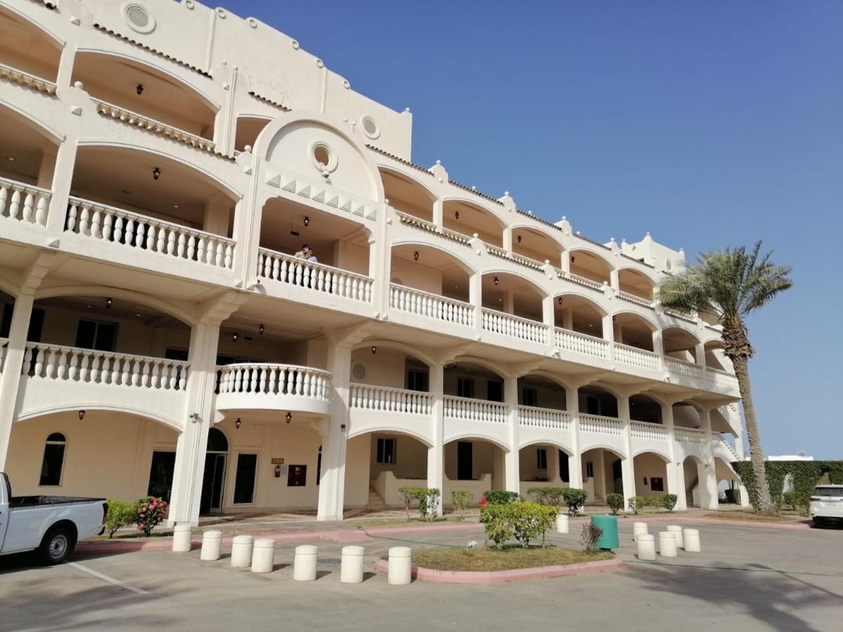 Durrah Beach Apartment ドゥラット・アラルス エクステリア 写真